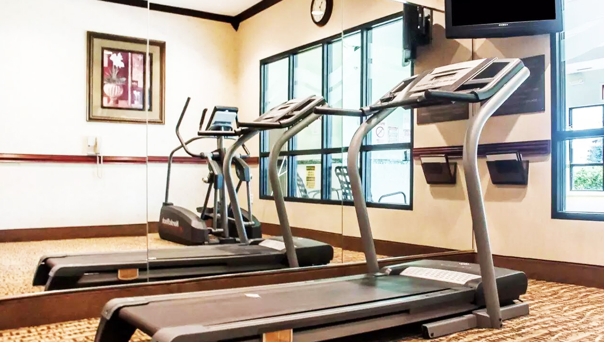 Cheektowaga New York Hotels Cheektowaga Hotel near BUF Airport